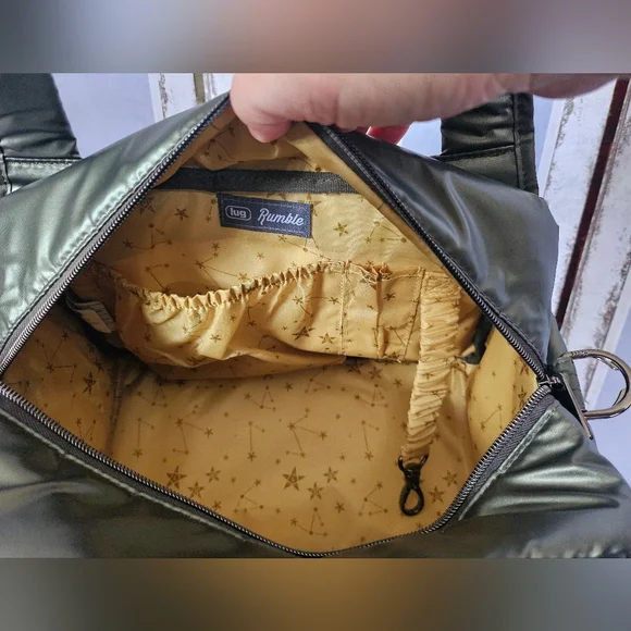 Retailed For $130, Like New Lug Rumble Satchel With Crossbody/Shoulder Strap - Picture 5 of 10